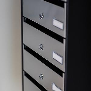 PD931 Vertical indoor postbox, 10 mailboxes, black / stainless steel